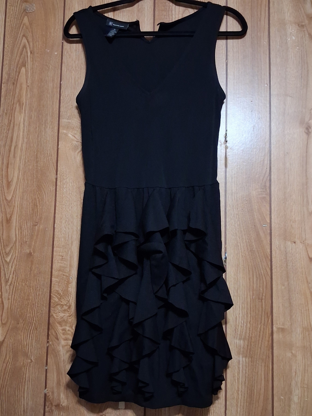 Short Dress Sz Med Black RUFFLES Salsa Dancing Flowy Knit Fun Classic